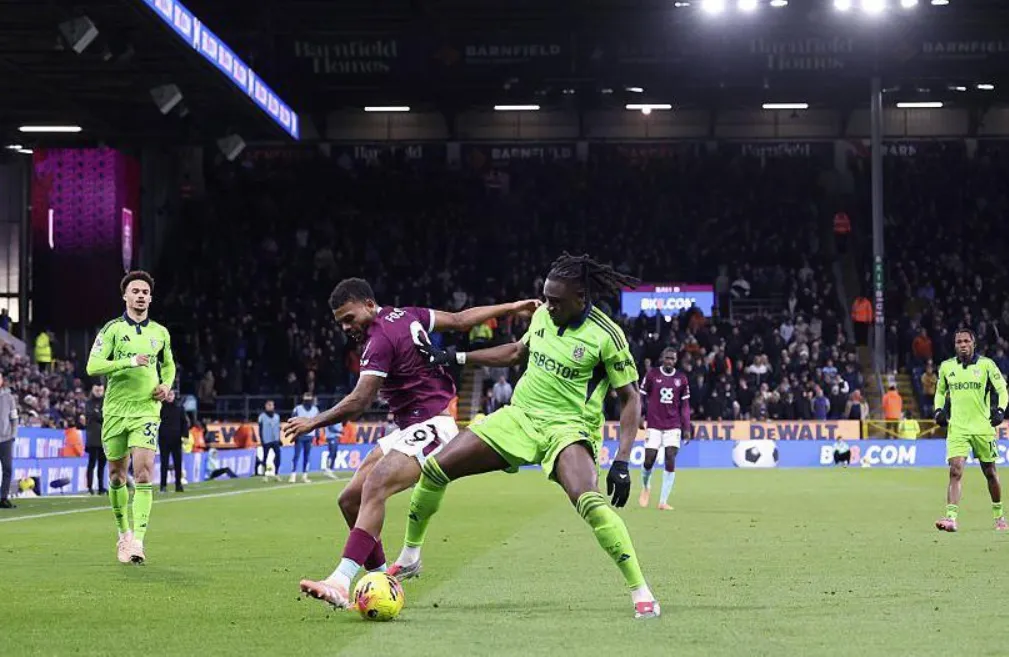 Comparing to Historical VAR Controversies